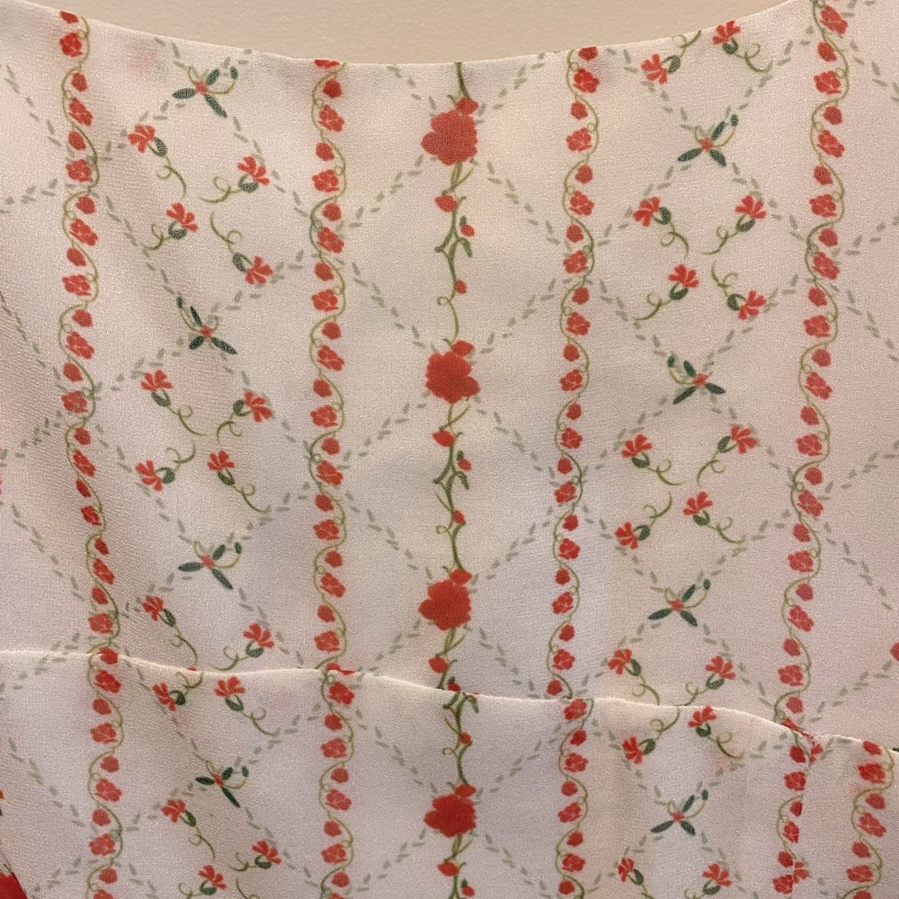 With Jean White Midi Dress with Red Floral Print - Picture 5 of 7